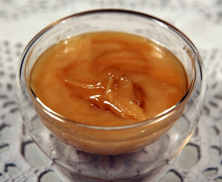 гречишный мед в стеклянной посуде